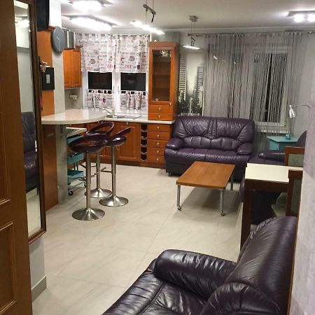 Karmelek Apartment Варшава Екстериор снимка
