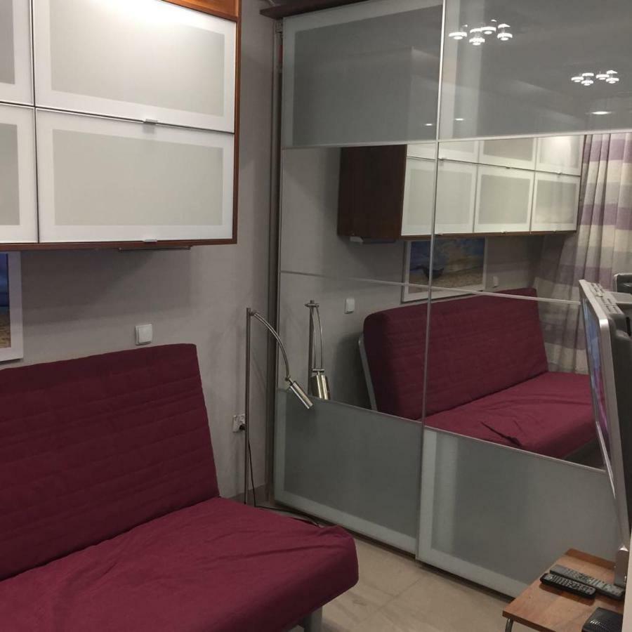 Karmelek Apartment Варшава Екстериор снимка